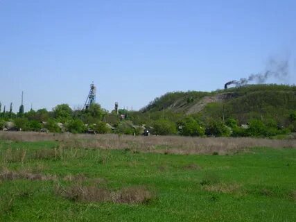 Поселок луганское
