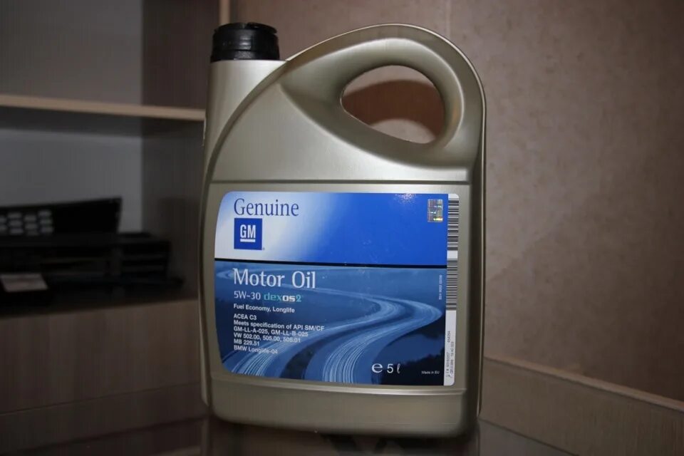 5w30 Motor Oil для Шевроле Лачетти. Масло моторное 5w30 Шевроле кобальт. Моторное масло для Шевроле Авео т300 1.6. Масло моторное на Шевроле т 250. Масла в двигатель авео т250