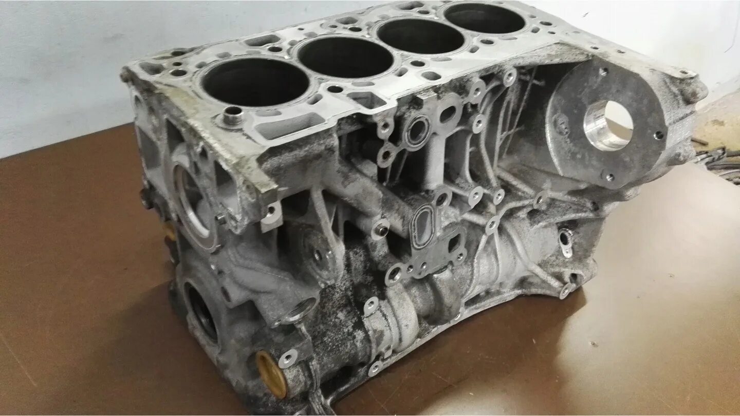 Блок двигателя бмв. N47 блок цилиндров. блок bmw n47. блок двигателя bmw b47. n47d20 блок.