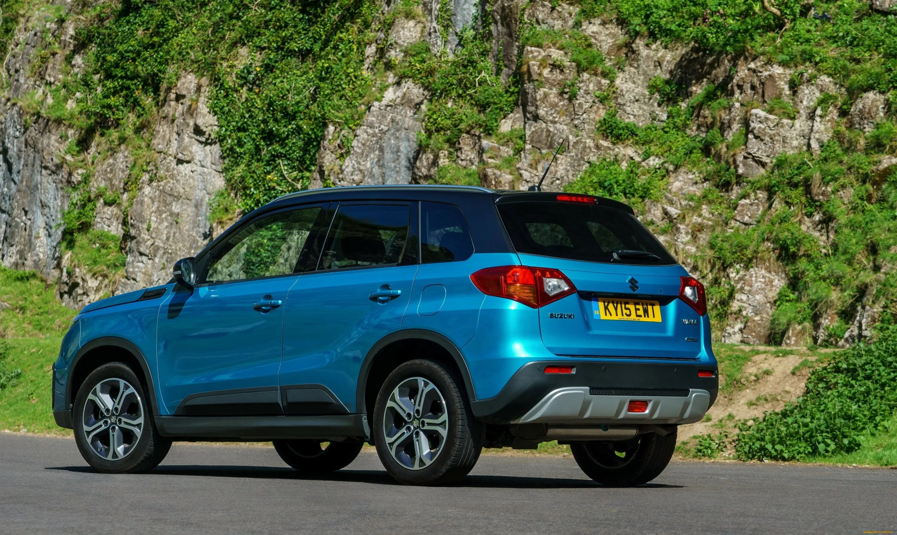 Suzuki vitara 2015. Сузуки витара 2015 года. Сузуки витара 2015 г. Судзуки витара 2015. Suzuki vitara 2015.
