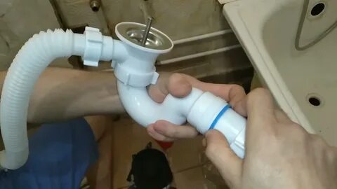 Как правильно установить сифон в ванной