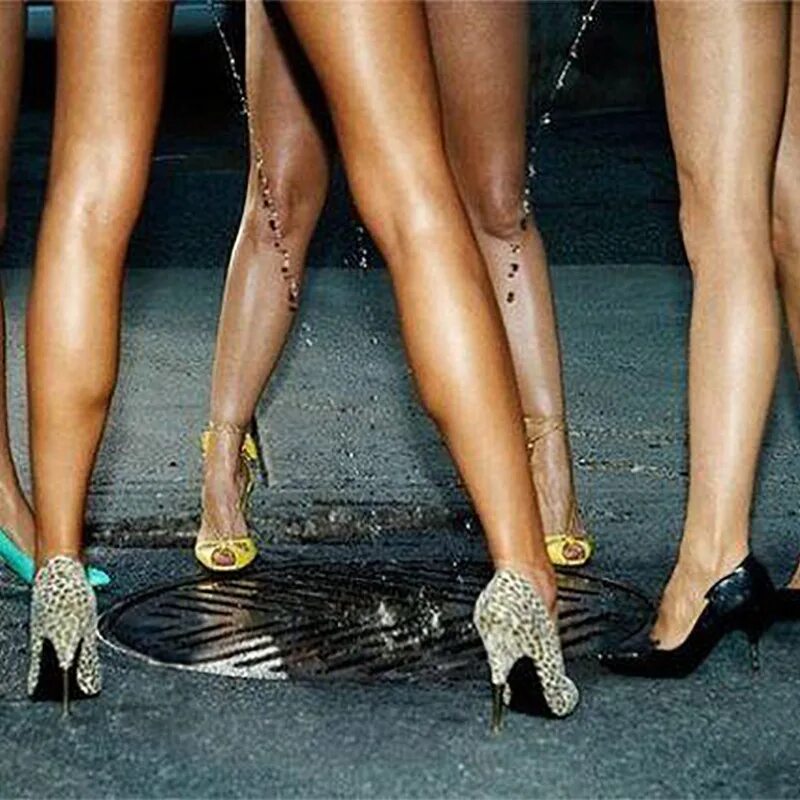 женщина писает стоя видео. приспособление для женщин чтобы писать стоя. приспособление для женщин чтобы писать стоя. безумные вещи с алиэкспресс. стоячий писсуар для женщин.