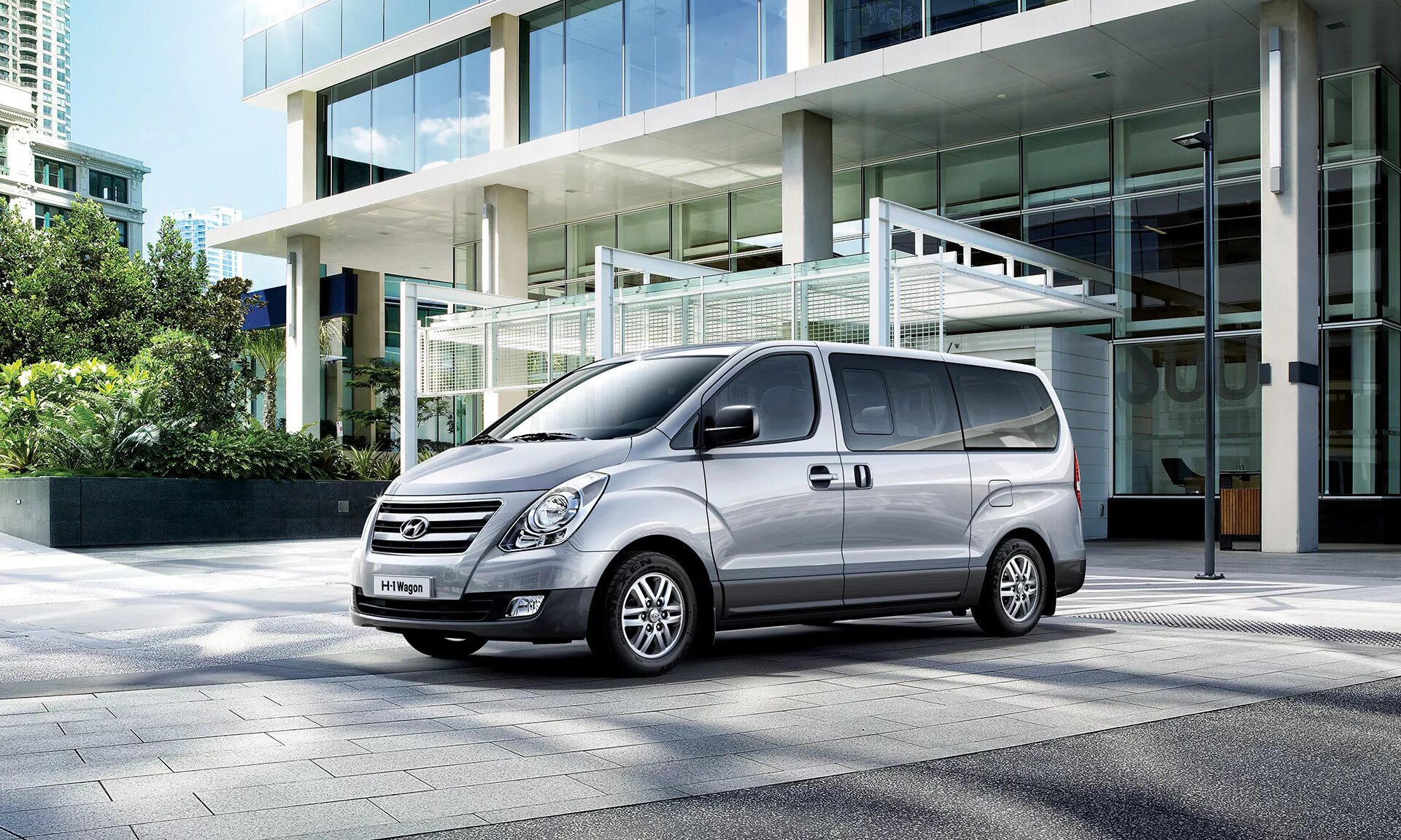 Hyundai Grand Starex. Минивэн Hyundai h1. Микроавтобус Гранд Старекс. Hyundai h-1.