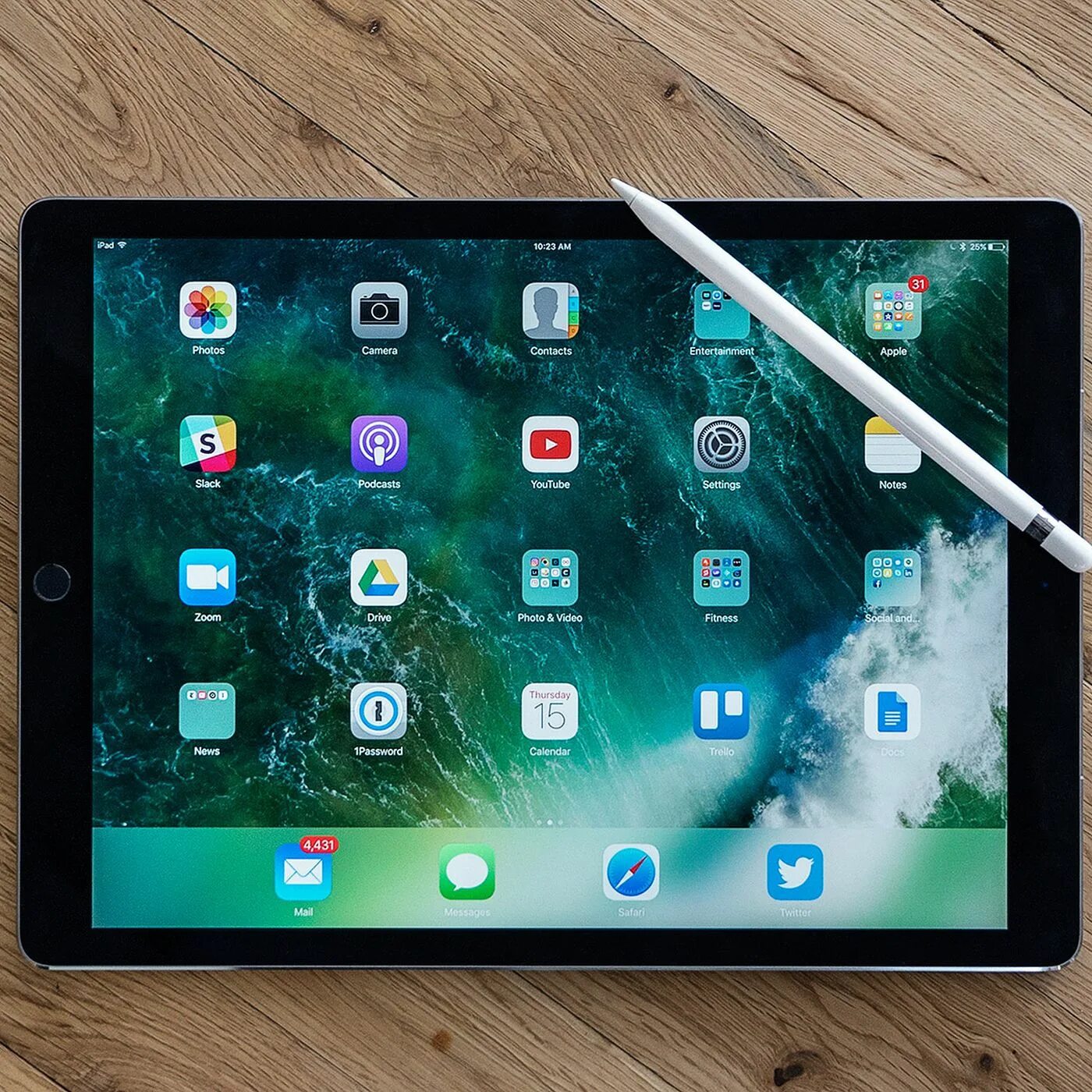 Планшет 6 pro купить. IPAD Pro 12.9. Планшет Apple IPAD 12.9. Tablet IPAD Pro 12 9 Pro. IPAD Pro 12.9" 2017г.