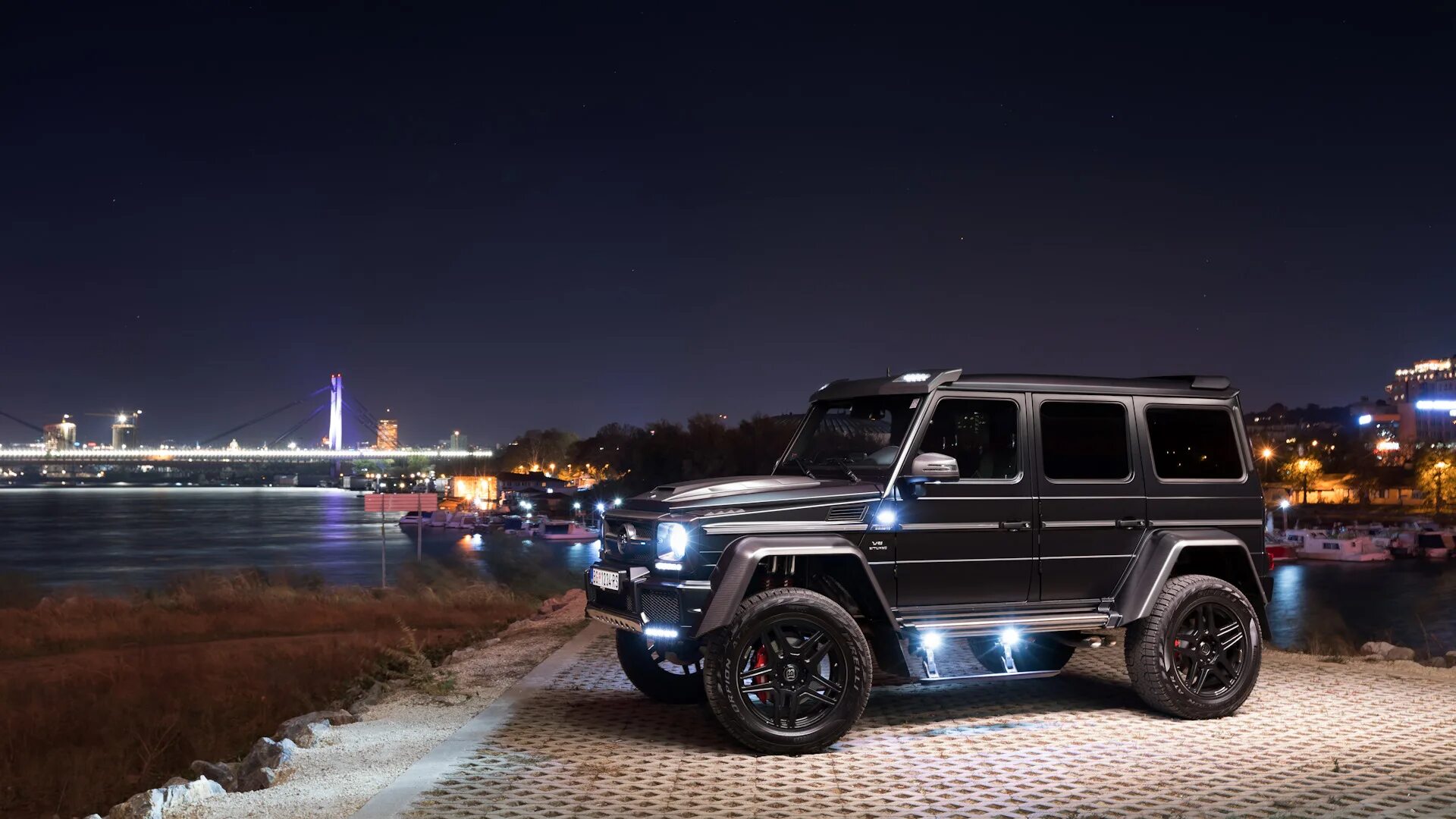 4 4 g class. Мерседес Бенц g500 4x4. G500 4x4 Brabus. Mercedes Benz g500 4x4 2 Brabus. Mercedes-Benz g-class g500 4x4 2021.