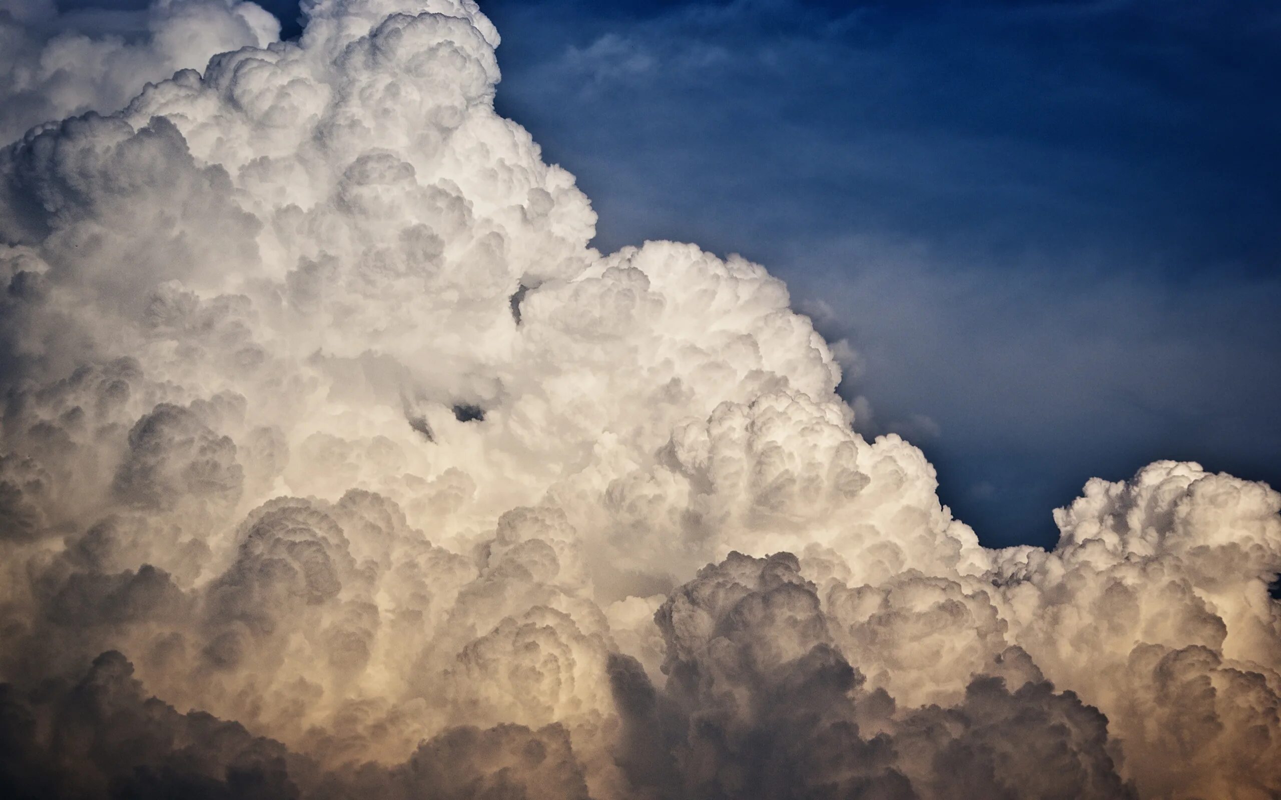 Big clouds. Облака. Густые облака. Небо с облаками. Красивые облака.