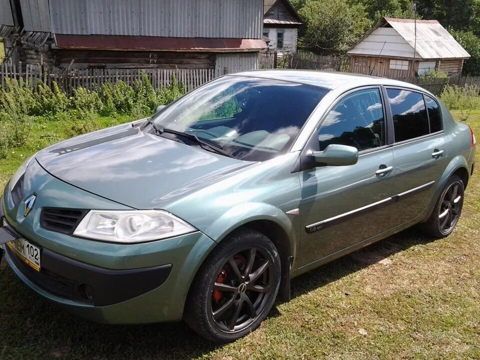 Куплю renault megane 2. Рено Меган 2 2006. Рено Меган 2 2006г. Рено Меган 2 2002 года. Рено Меган 2 седан 2006.