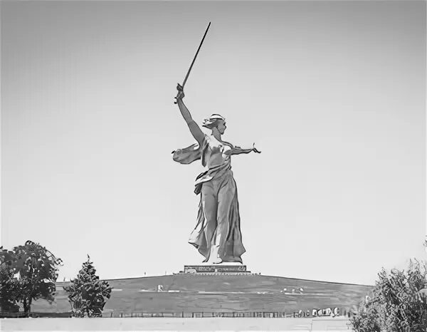 Мамаев курган волгоград чернобел. Волгоград черно белый. Мамаев курган сталинградская битва чб. Набережная волгоград ночью. Мамаев курган волгоград черно белая.
