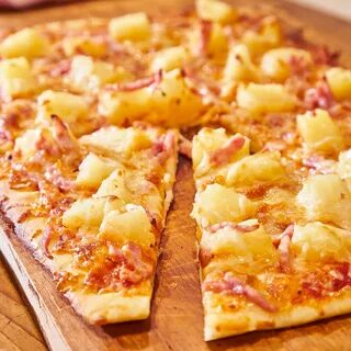 Пицца с ананасами слоеное тесто