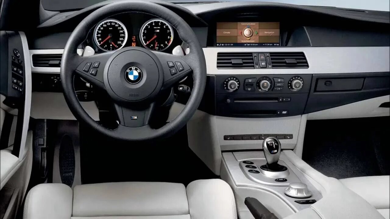 Кнопки бмв е60. BMW x5 e90 салон. BMW 5 e60 салон. BMW m5 e60 салон. BMW x5 e60 салон.
