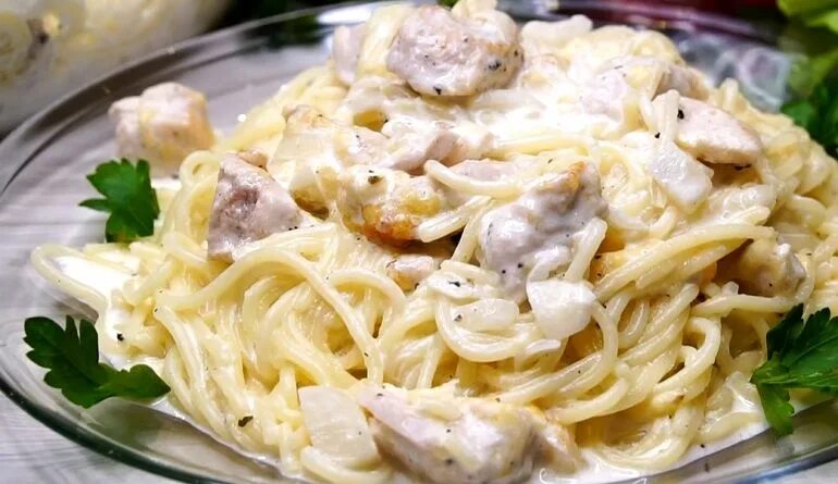 Паста курица в сливочном соусе фото