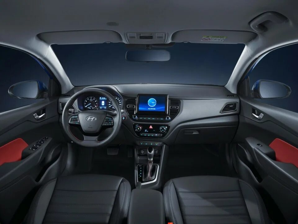 Новый комплектация. Хендай крета 2019 салон. Hyundai sonata 2020 interior. Hyundai solaris 2017 салон. Hyundai creta 2022 интерьер.