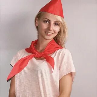 Красный пионерский галстук