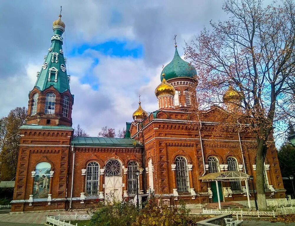 духовные святыни тульского края. свято-успенский кафедральный собор тула. кафедральный собор успения пресвятой богородицы тула. храм в шамордино калужской области. успенский храм тула.