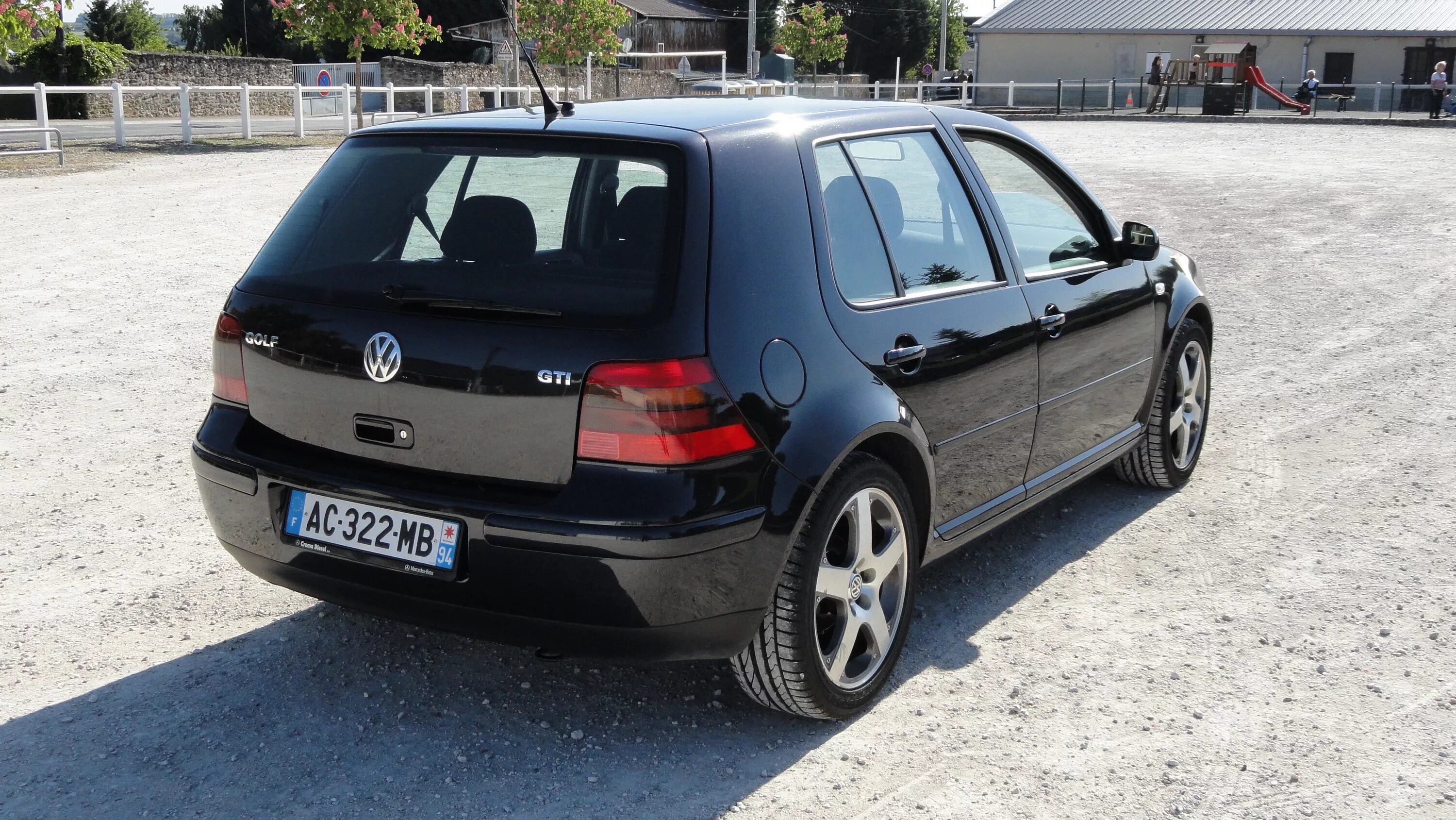 Купить гольф 4 тди. Фольксваген Golf 4. Volkswagen Golf 4 1.9 TDI. Volkswagen Golf 4 черный. Volkswagen Golf 4, 1.9 TDI, 2002.