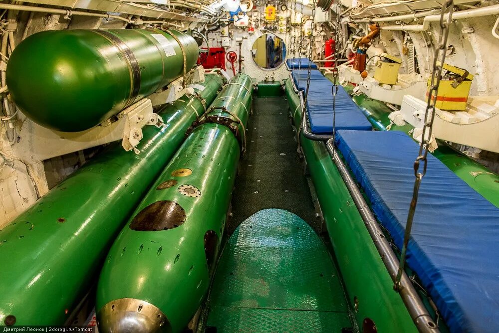 Морская торпеда. Плавучий музей «подводная лодка с-189». Музей подводная лодка с-189 в Санкт-Петербурге. Торпедное вооружение подводных лодок. Лодка торпеда 330.