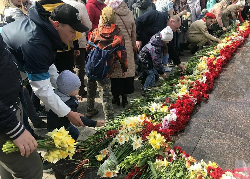 Ул 9 мая рыбинск. День Победы Рыбинск. 9 Мая Рыбинск. День Победы Рыбинск 2024 года. 9 Мая 19 Рыбинск.