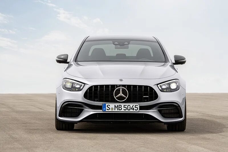 Mercedes e63s amg. Mercedes benz c 63 s amg coupe. Мерседес 2020 63. Мерседес c63s amg 2020. Мерседес ц63 амг 2020.