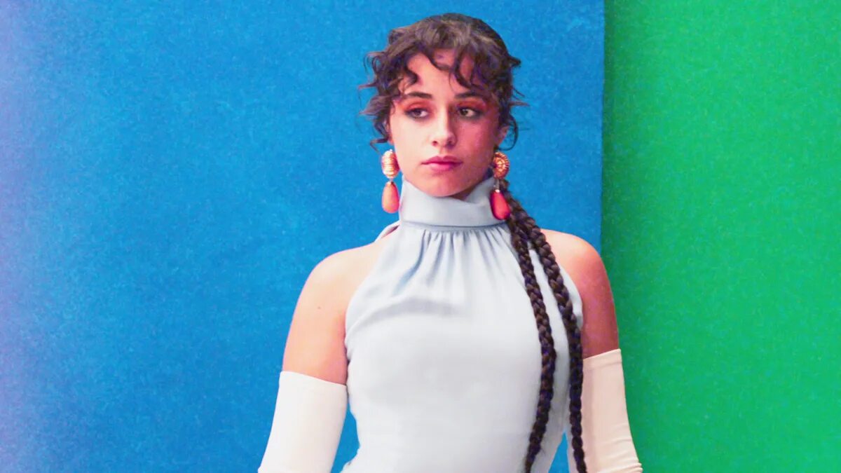 Go yet. Camila cabello don&#039;t go yet. камила кабелло don&#039;t go yet. кабейло камила кабелло клип.