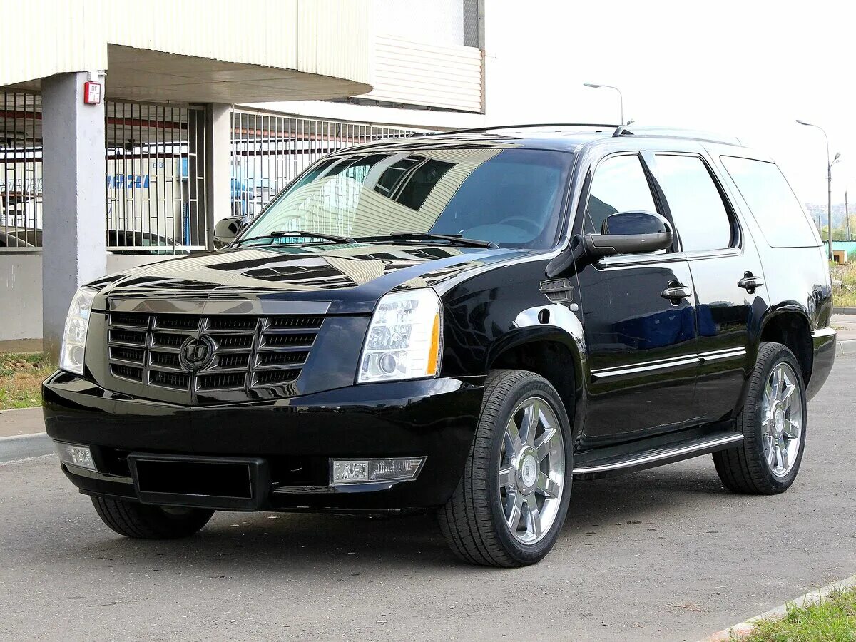 Кадиллак Эскалейд 2008. Кадиллак Эскалейд 3 поколения. Cadillac Escalade 2008 черный. Кадиллак Эскалейд 3 2008.