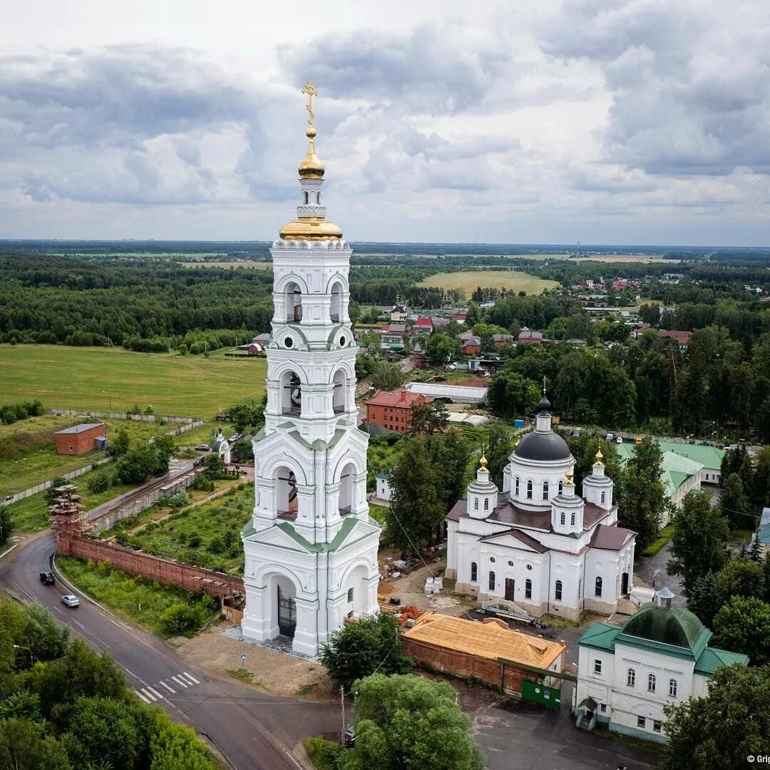 Авдотьино Николо-Берлюковский монастырь. Николо Берлюковская пустынь монастырь мужской. Николаевская Берлюковская пустынь. Николо Берлюковский монастырь храм. Сайт берлюковского монастыря