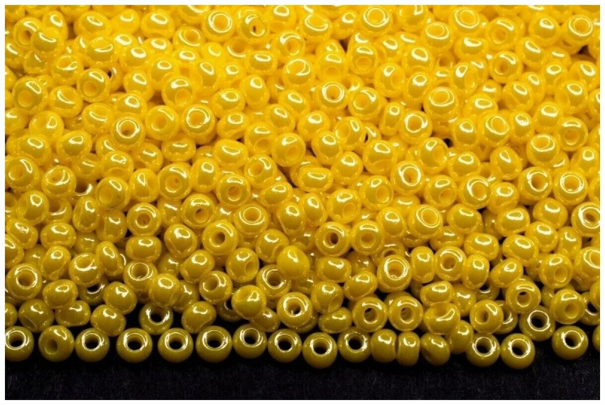 03182 бисер чехия. Preciosa круглый 10/0 50290м. желтый бисер. бисер чешский 83111. желтый бисер.