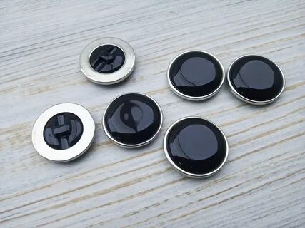 B button