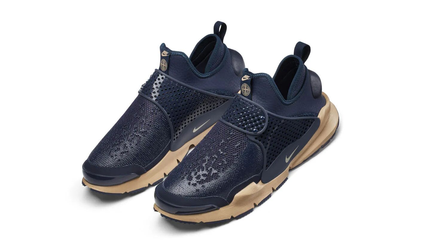 Стон найк. Nike x Stone Island Sock Dart. Nike x Stone Island. Nike Stone Island кроссовки. Nike Sock Dart Stone Island.