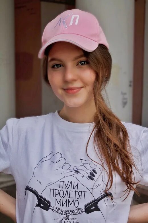 В круге первом цитаты из книги. Пока ты меня любишь пули. Пока ты меня любишь все пули. Пули пролетят мимо. Пока я тебя люблю пули пролетают мимо.