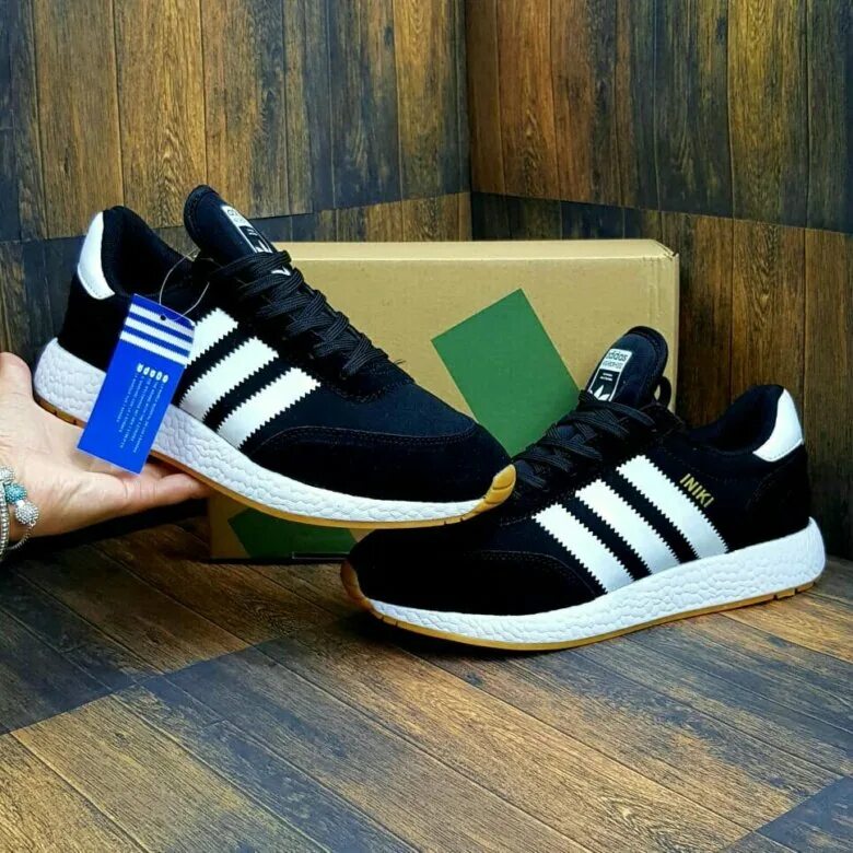 Кроссовки адидас на авито москва. Кроссовки мужские adidas iniki. адидас iniki мужские. адидас иники мужские 2018г. кроссовки похожие на иники.
