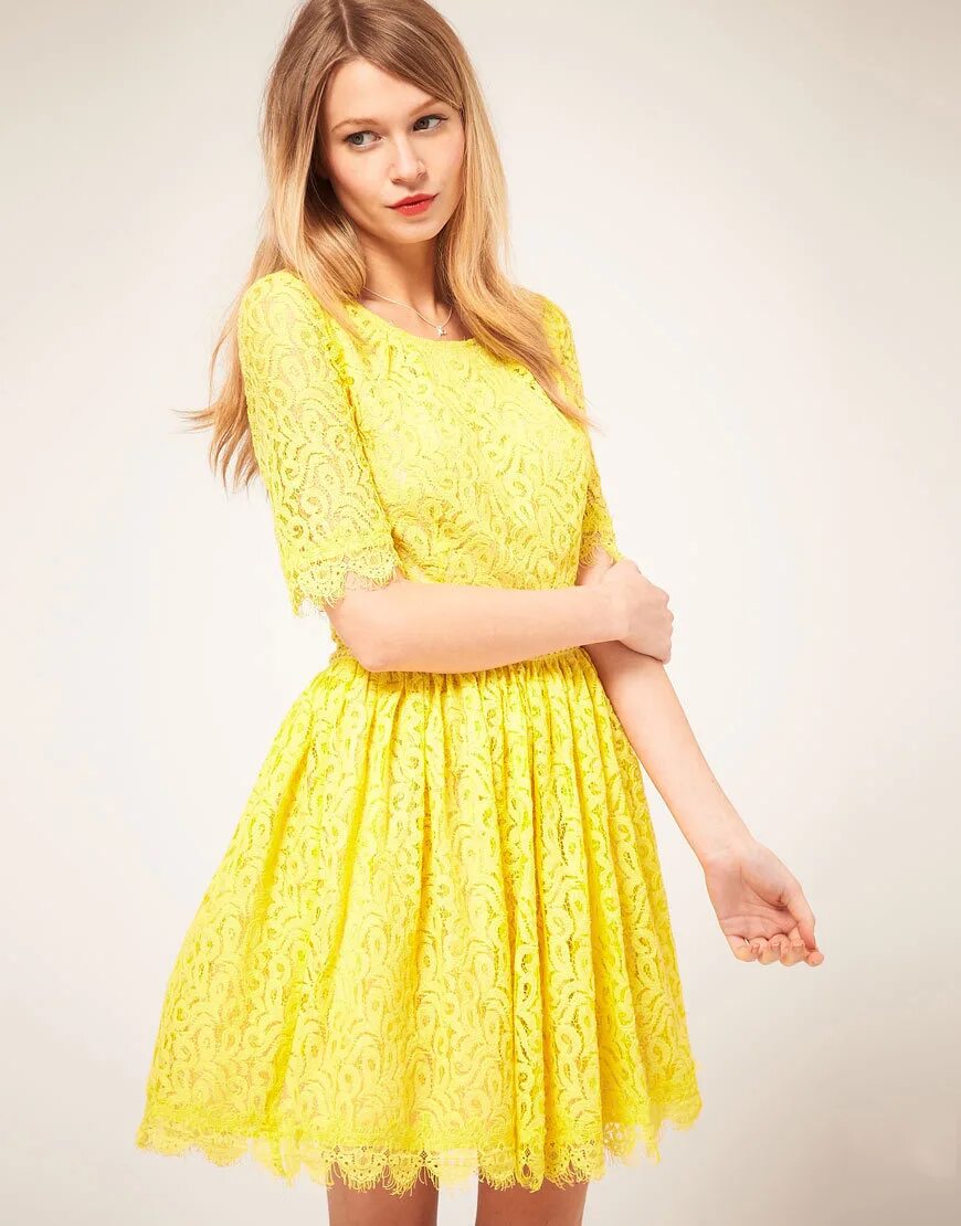 Летние платья желтого цвета. Платье женское желтое. Желтое пышное платье. Желтое летнее платье. Летние платья желтого цвета.