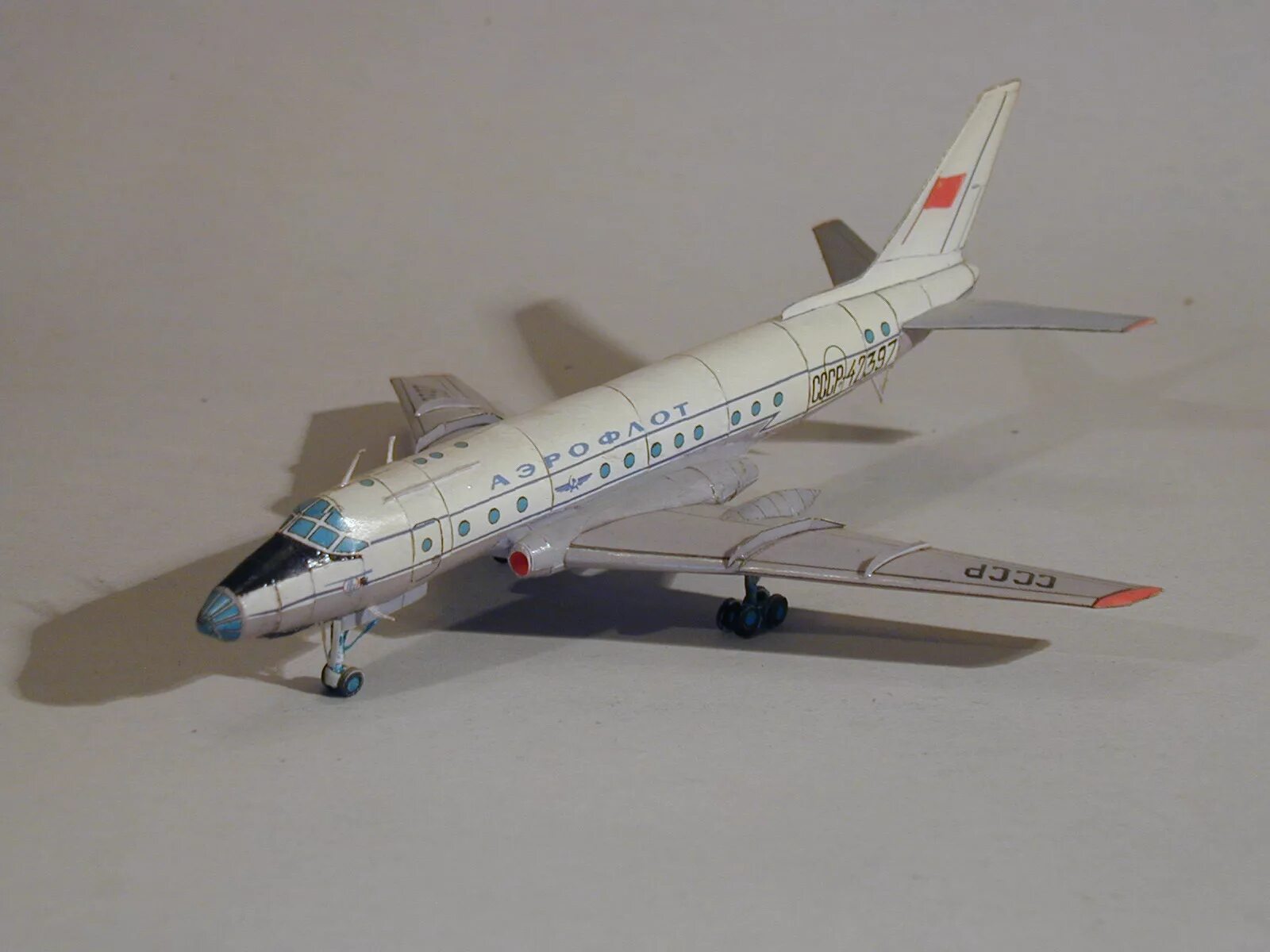 Peugeot 104 gl. Ту 104 амодел 1/144. Icm сборная модель ту-144д. 104 моделей. Модель пежо 104 игрушка.