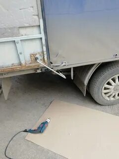 Держатели дверей газель