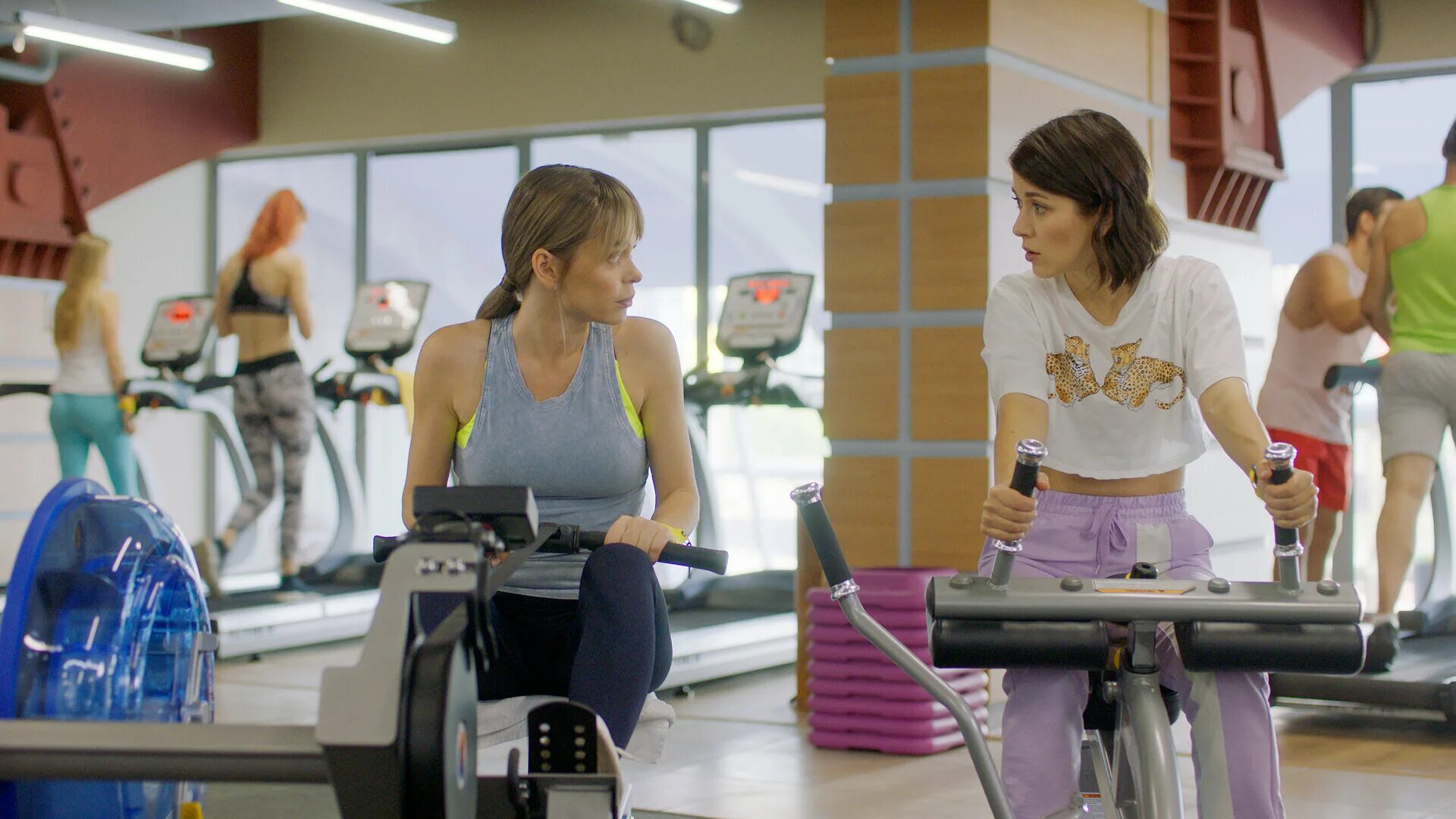 Анна хилькевич универ 10 лет спустя. Универ 2024 дата выхода. Антон в универе новая общага 1 сезон. Универ. Универ 10 лет спустя сериал.