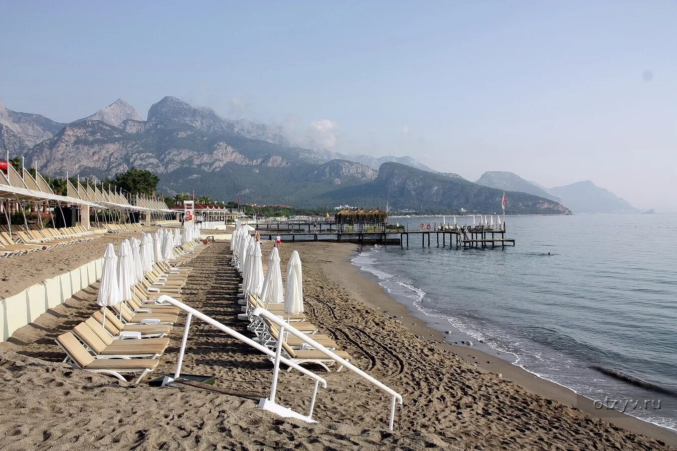 Русский кемер турция. Crystal Flora Beach Resort 5 пляж. Crystal Flora Beach Resort Kemer 5. Кемер пляж.