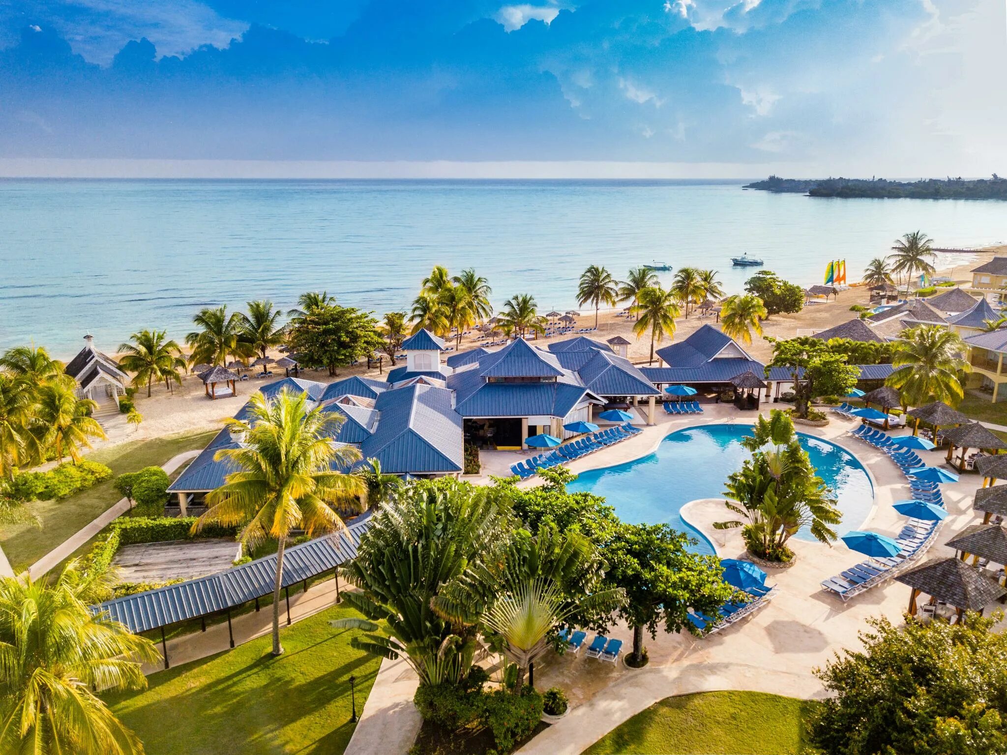 Bay beach resort 5. Ранэвэй Бич Ямайка. Курорт отель Джамайка. Лучшие отели Ямайка. Ботани Бич.