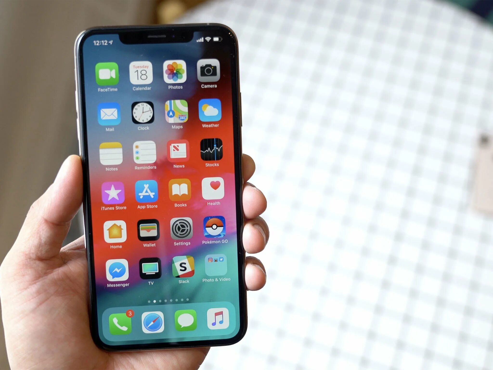 Apple iphone видео. Iphone XS Max Screen. Iphone 10s. Iphone XS Screen. XS IOS 12.