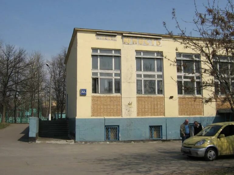 Стадион юность зорге. Зорге 30 казань. Казань, ул. Зорге 30а танцы. Рихарда зорге 30 уфа.