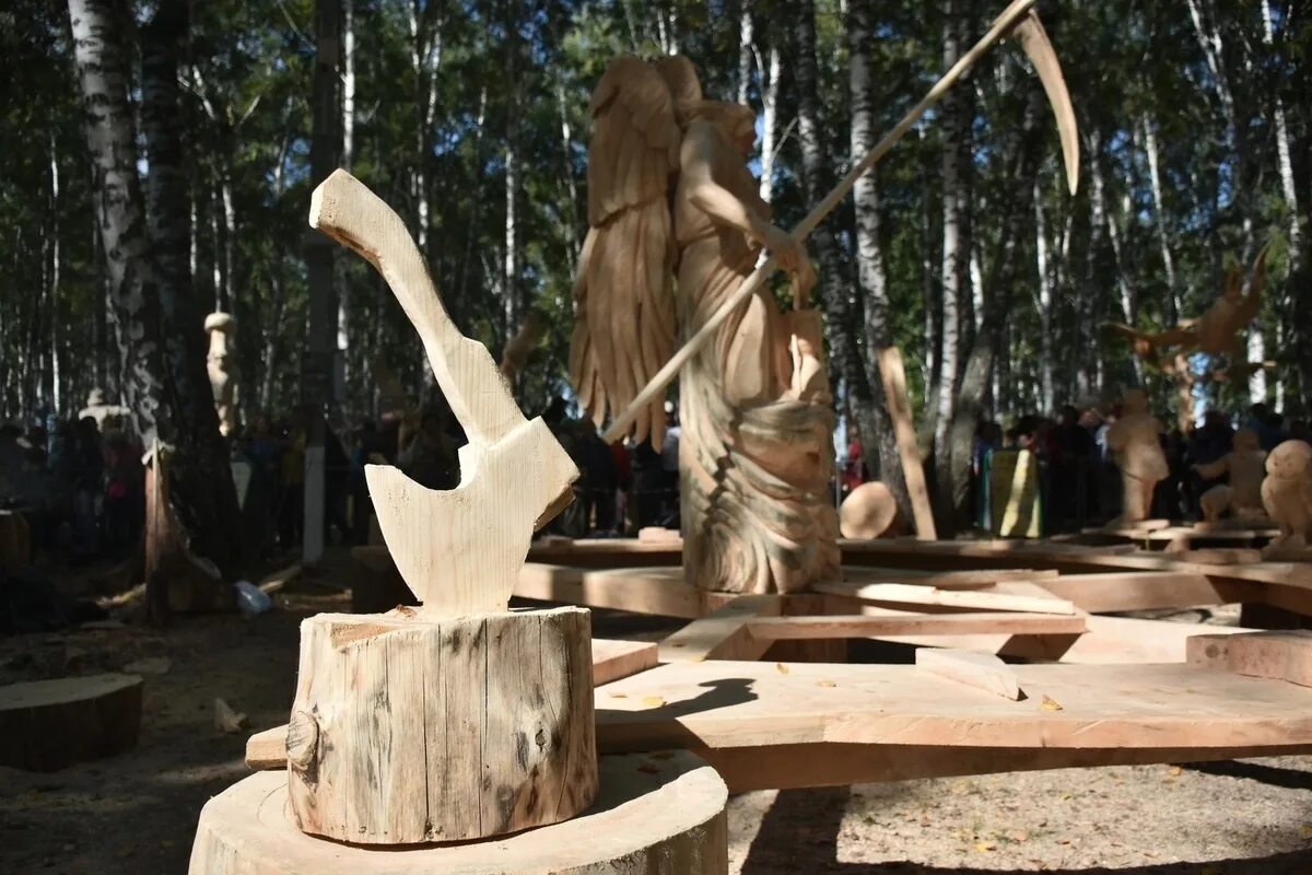 Праздник топора 2024. Томск 2023 праздник топора кудряшев. Праздник топора в томске 2022. Околица праздник топора. Праздник топора в томске.
