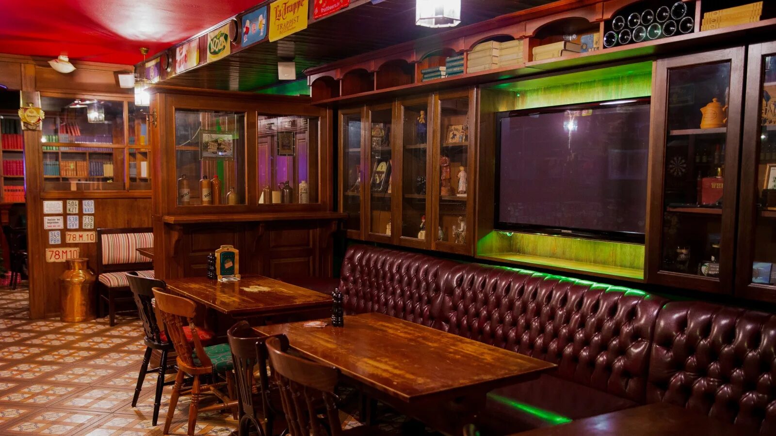 Конор мак несса паб профсоюзная. Конор мак несса на профсоюзной. Конор макнесса паб. Конор мак несса. Конор мак несса, москва.