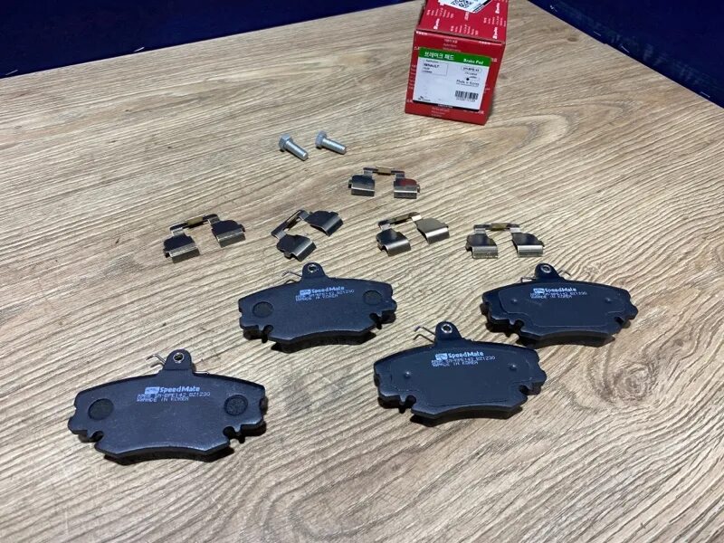 4. 6 8 клапанов. Колодки рено логан 1. Сколько стоят передние колодки на логан. Bosch 0 986 495 215.