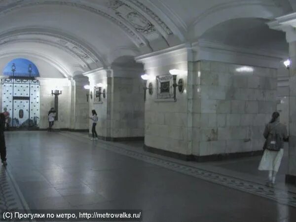 Метро белорусская октябрьская. Станция белорусская кольцевая. Станция белорусская кольцевая. Станция октябрьская кольцевая. Метро белорусская октябрьская.