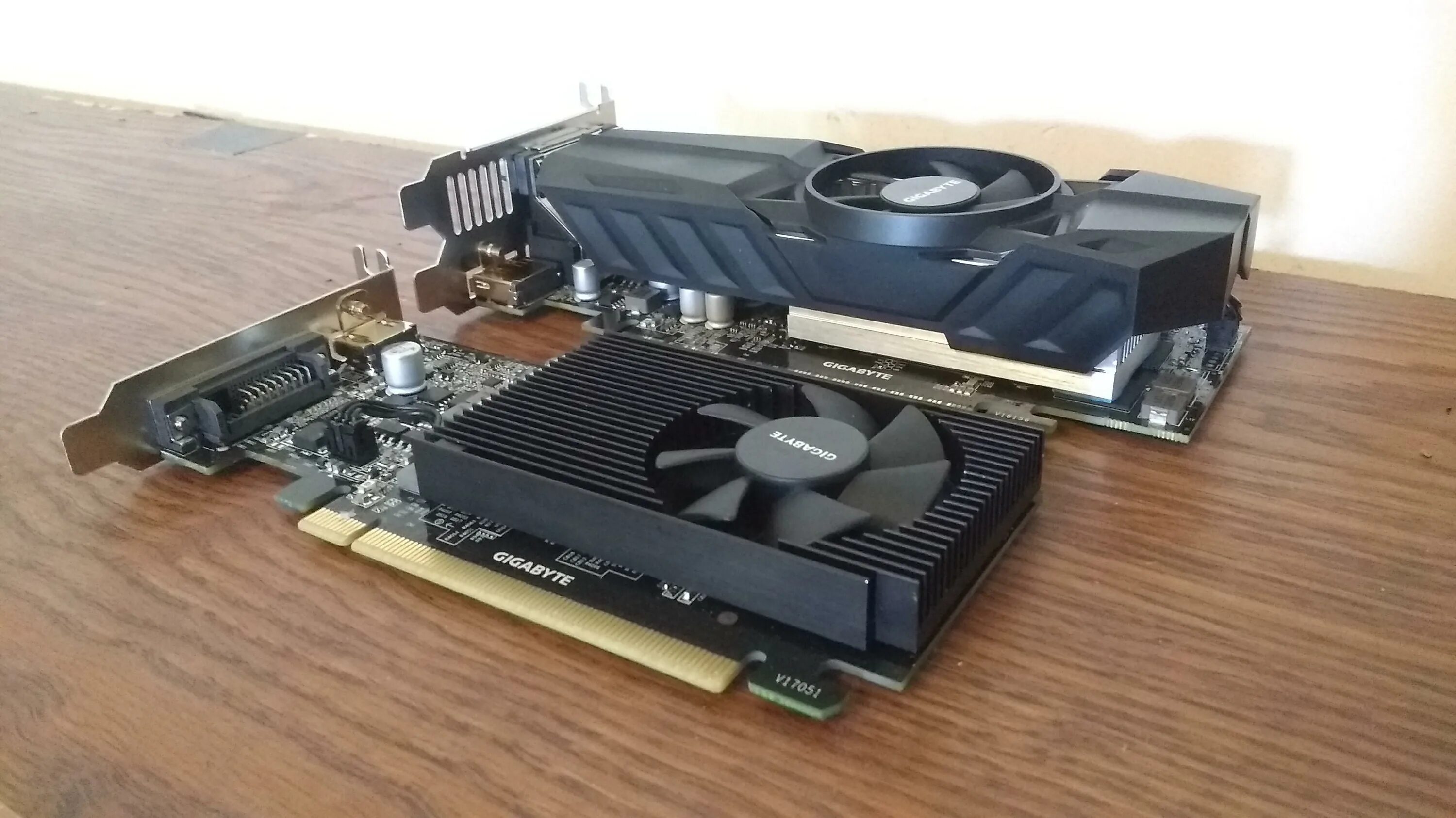 GTX 1050 ti LP. NVIDIA GEFORCE GTX 1030 ti. GEFORCE gt 1030 LP. GTX 1050 ti 4gt LP. Сравнение gt 1030