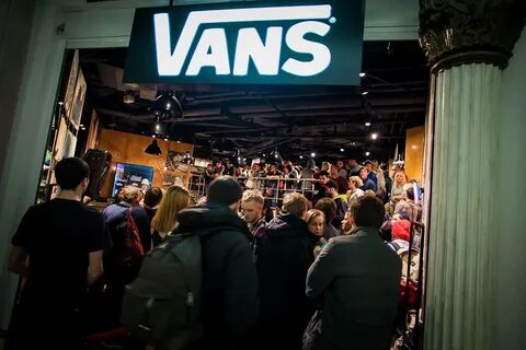 V van