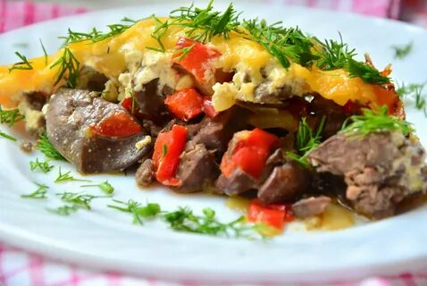 Куриная печень с кабачками в духовке