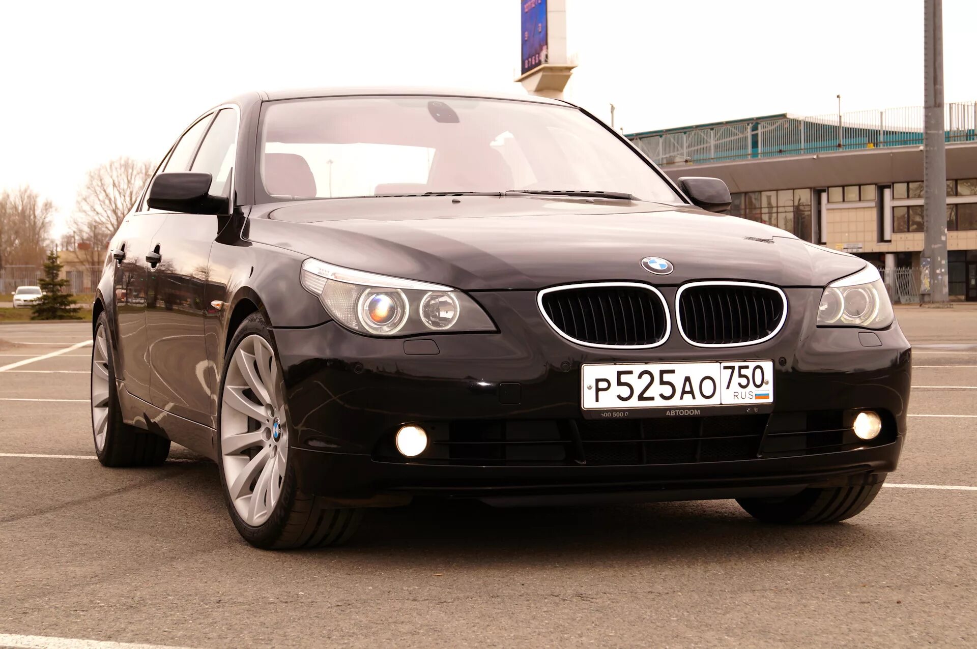 BMW 5 2004. BMW 525i e60. Е60 БМВ 2.5 192 Л.С. Bmw 5 series e60