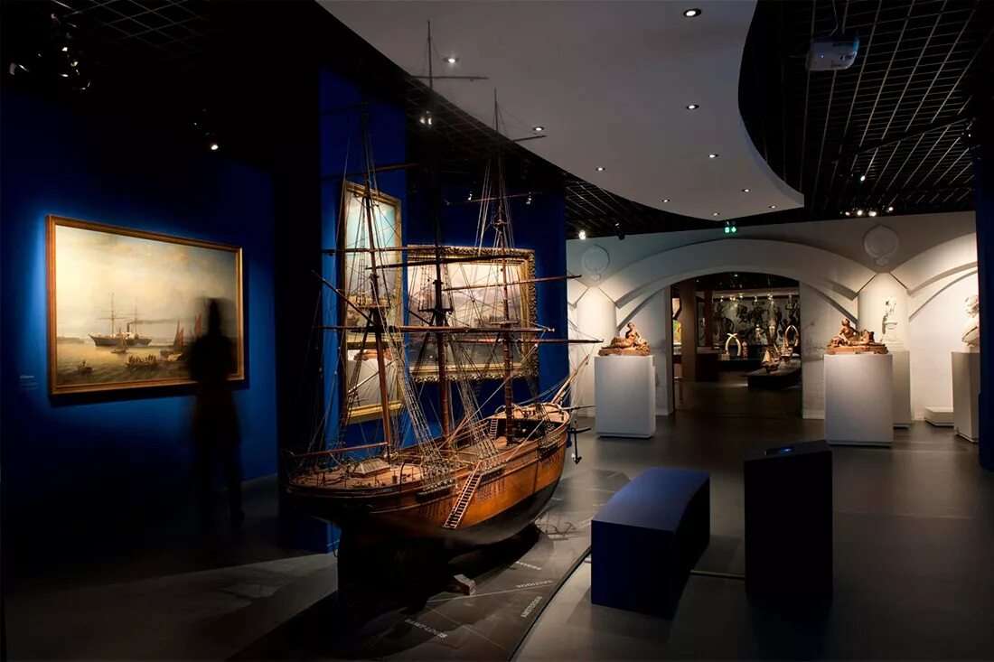 Museum more. Музей Аквитании в бордо. Musee d Aquitaine. Морской музей в бордо. Музей моря и морского флота бордо.