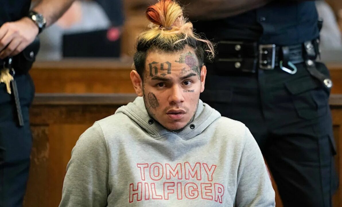 Сколько умирают в тюрьме. 6ix9ine. Tekashi 6ix9ine.