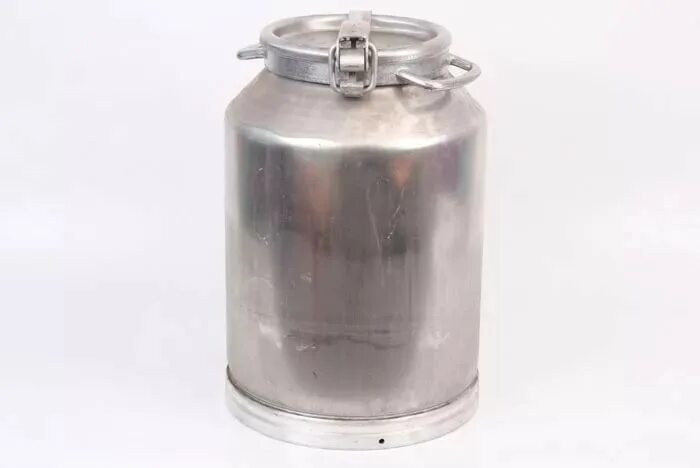 16184 фляга 18л алюм. Сколько литров в бидоне. Бидон доильный алюминиевый 20. Сколько литров в молочном бидоне. Алюминиевый бизон профиль.