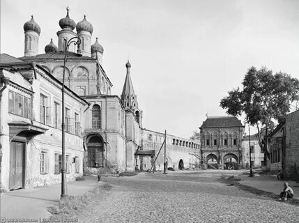 История подворья